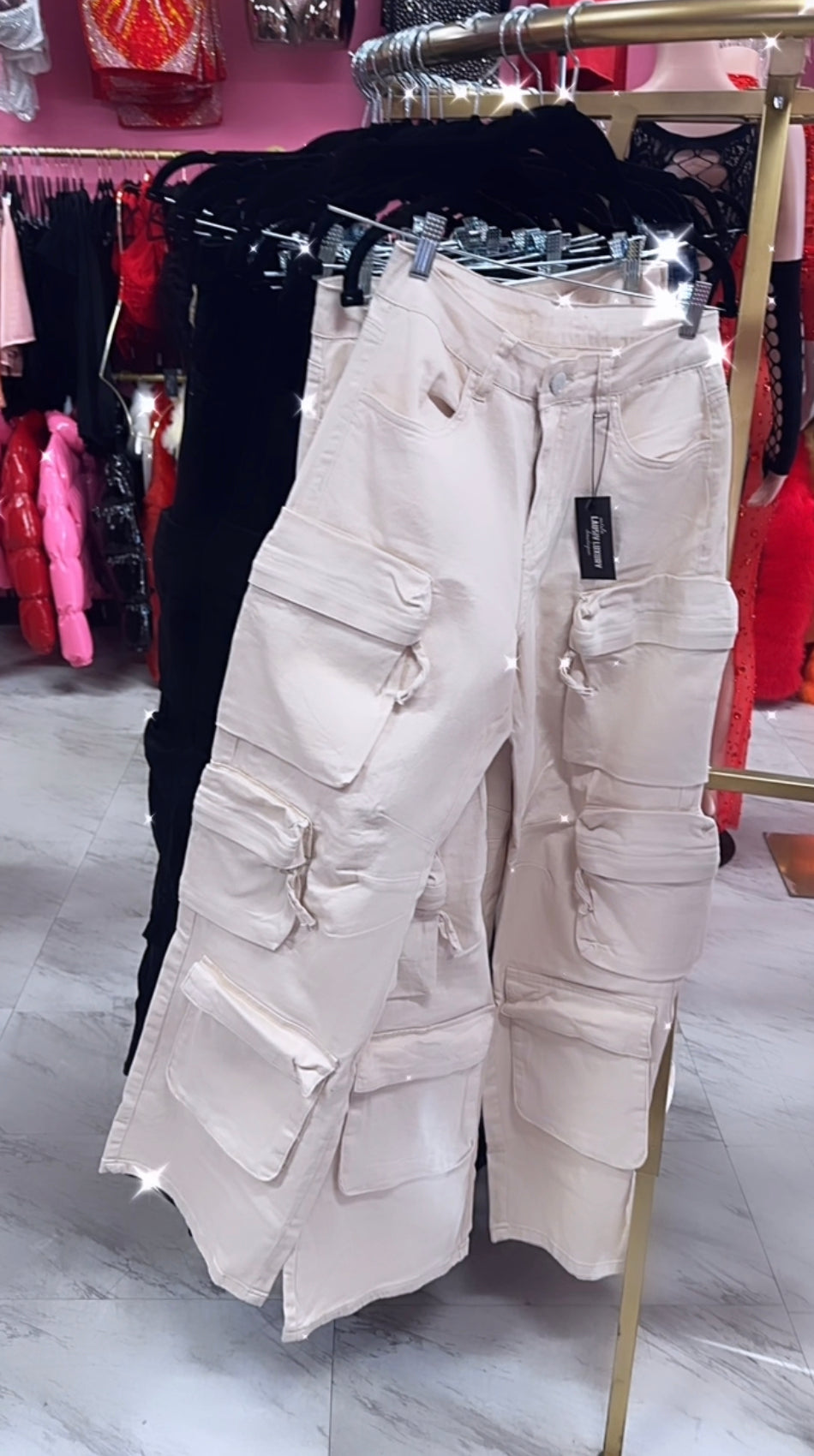 Stretchy high waisted cargo pants🍑