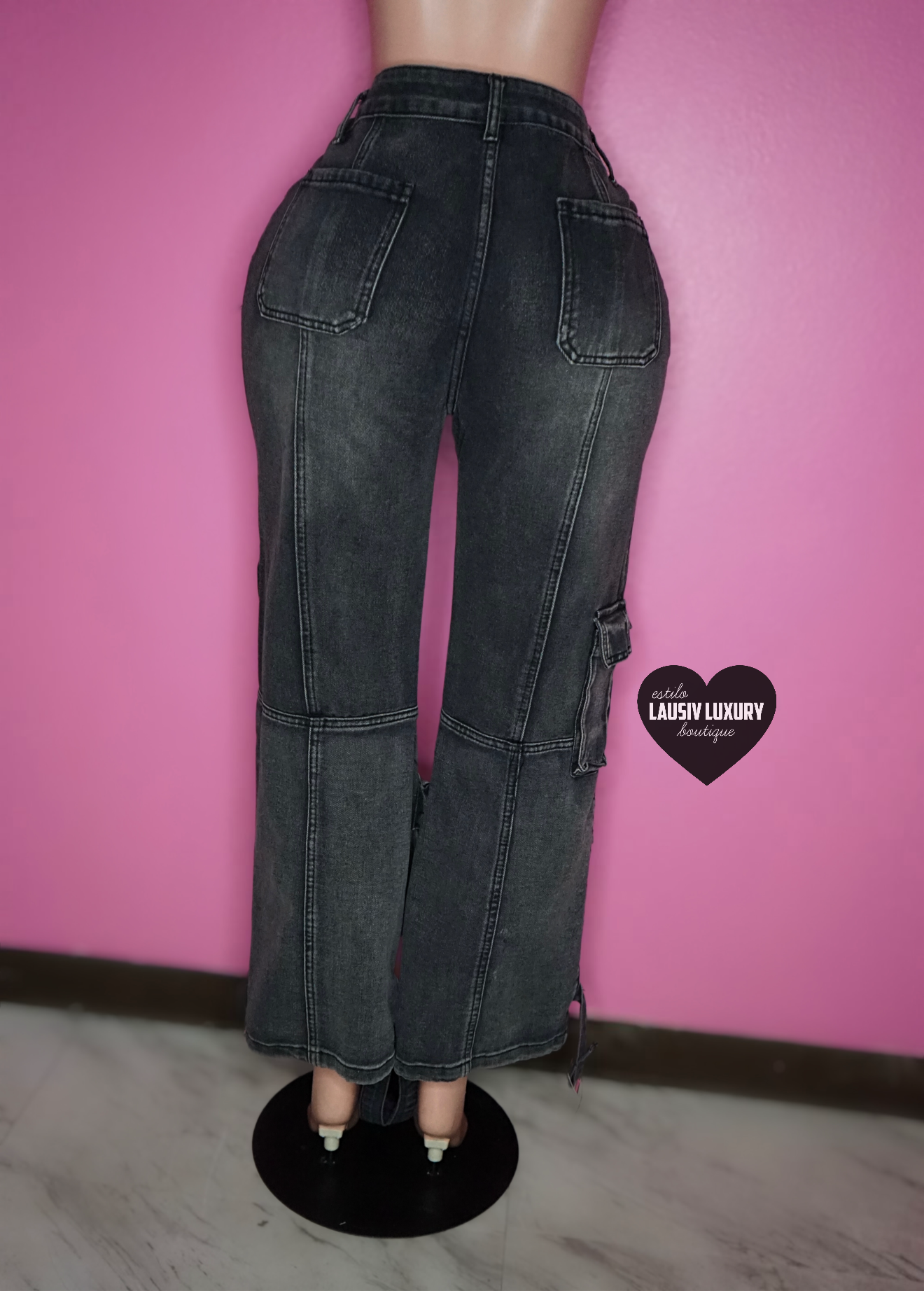 Dark baggy cargo pants with pockets
