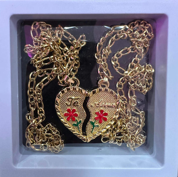 “Te amo” oro laminado necklace  set