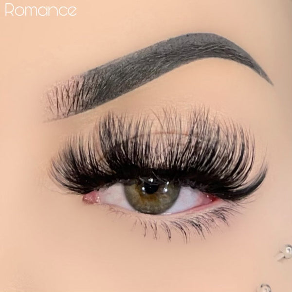 “Romance” faux mink lashes