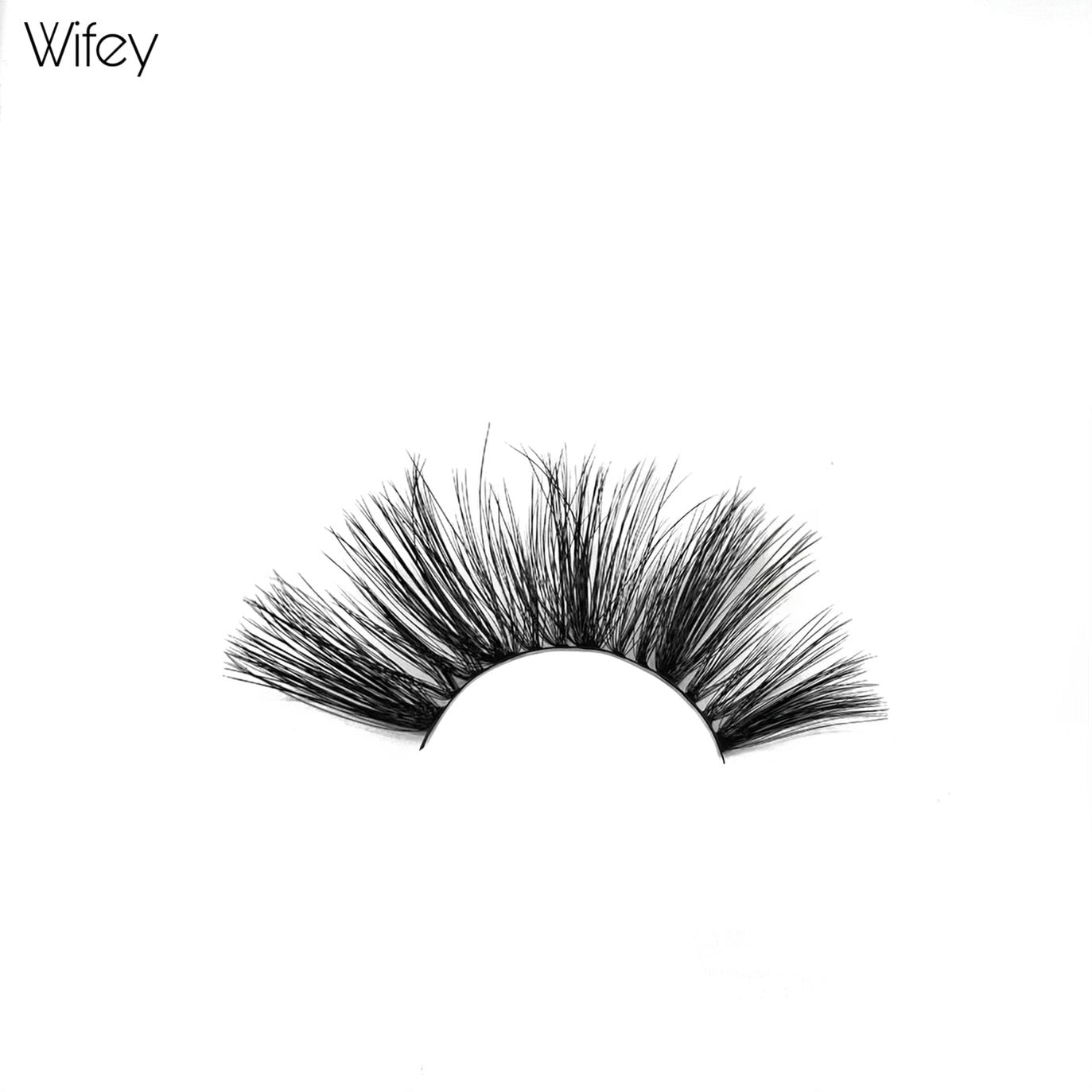 “Wifey” faux mink lashes
