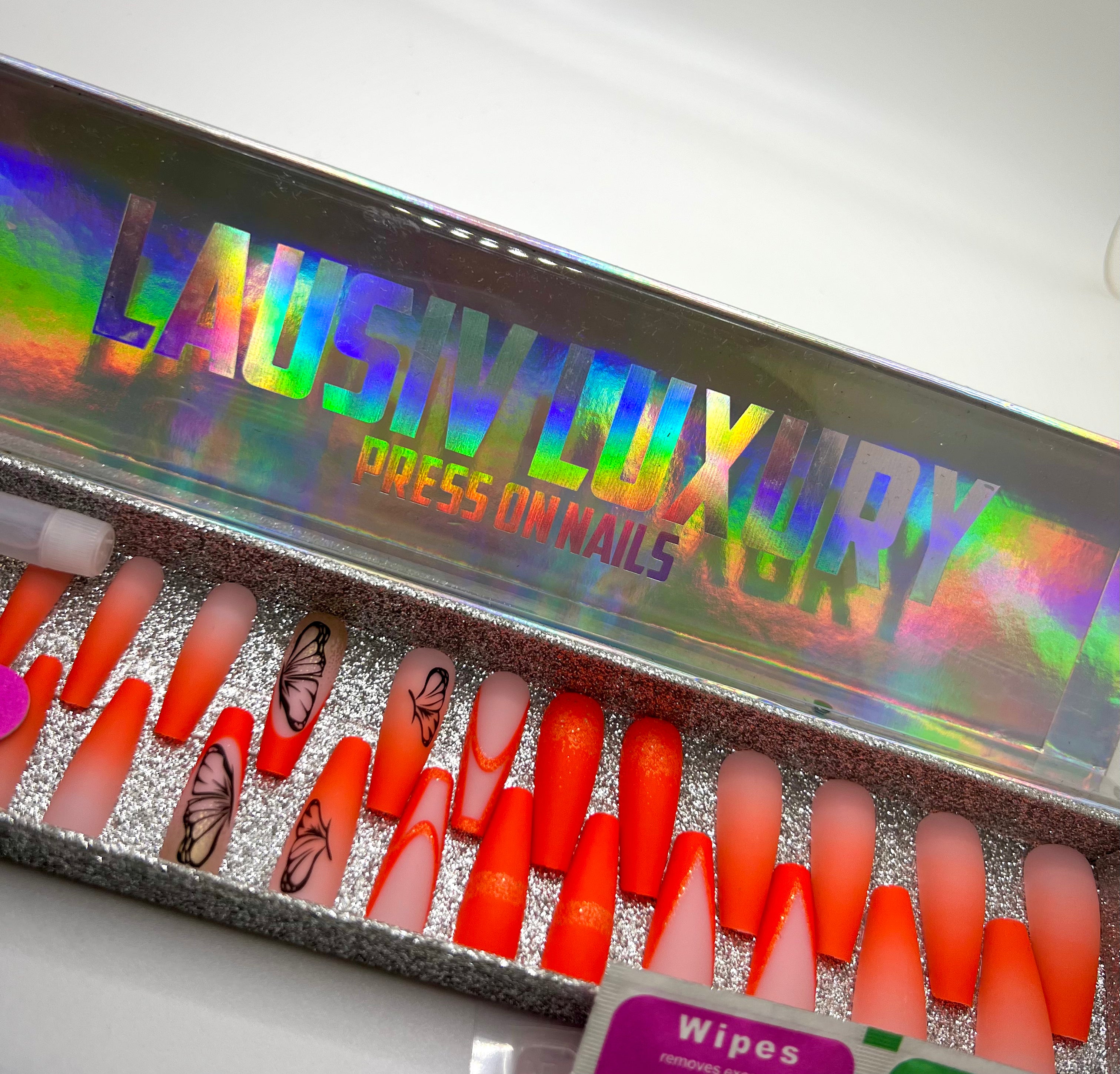 Butterfly press on nails 💅🏼