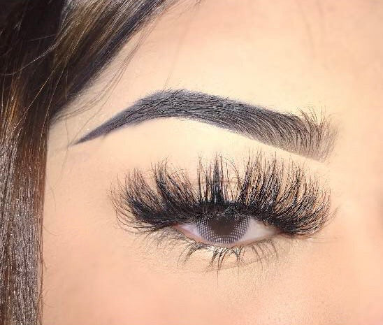 Charcoal grey pupilentes